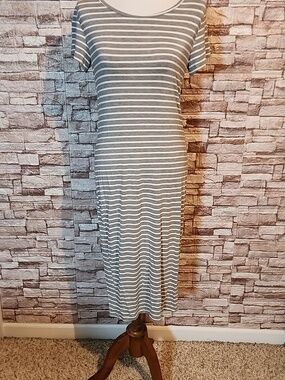 Smallshow Gray and White Striped Dress